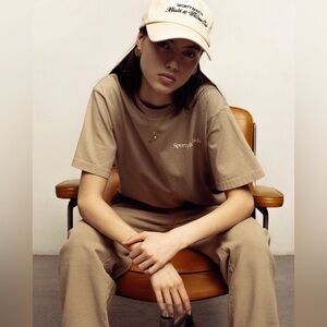 Sporty & Rich Drink More Water T-Shirt in Elephant/White